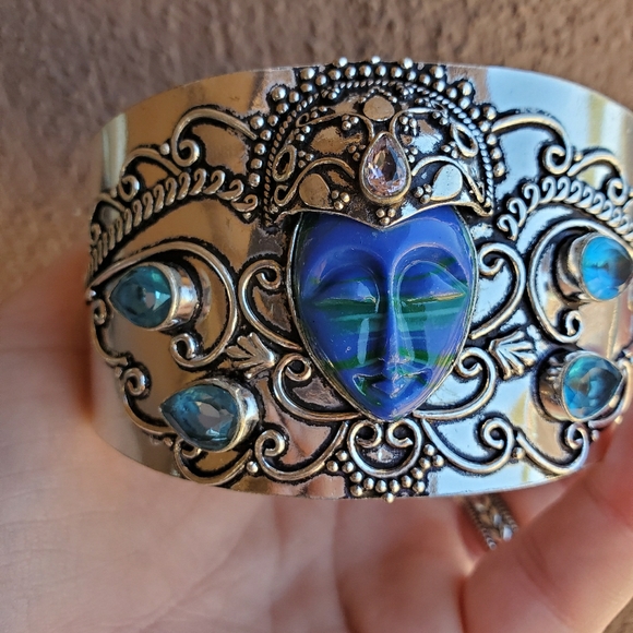 New Carved Goddess Blue Quartz & Pink Topaz 925 Silver Cuff Bracelet. - Picture 2 of 10